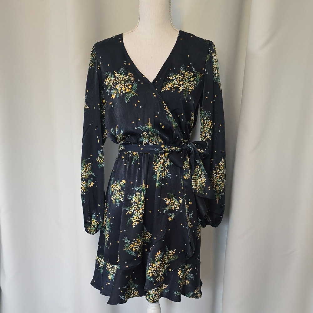 LC Lauren Conrad Black Floral Long Sleeve Dress